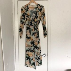 H&M Dresses - Floral wrap dress H&M Dresses - Floral wrap dress